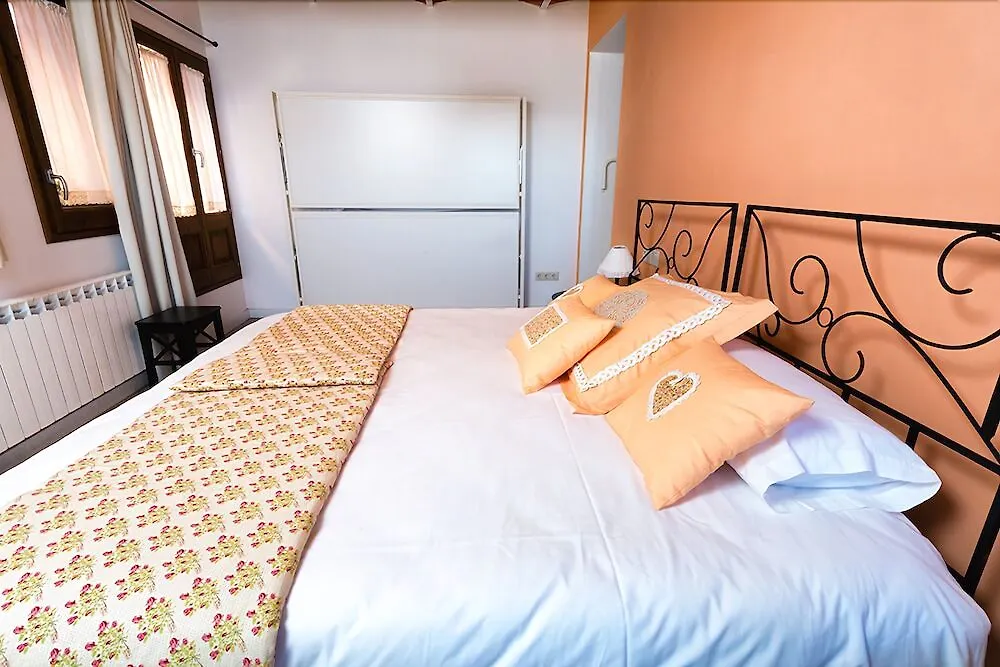 Emphasis Guest House Caserras 0*, Casserres Spain